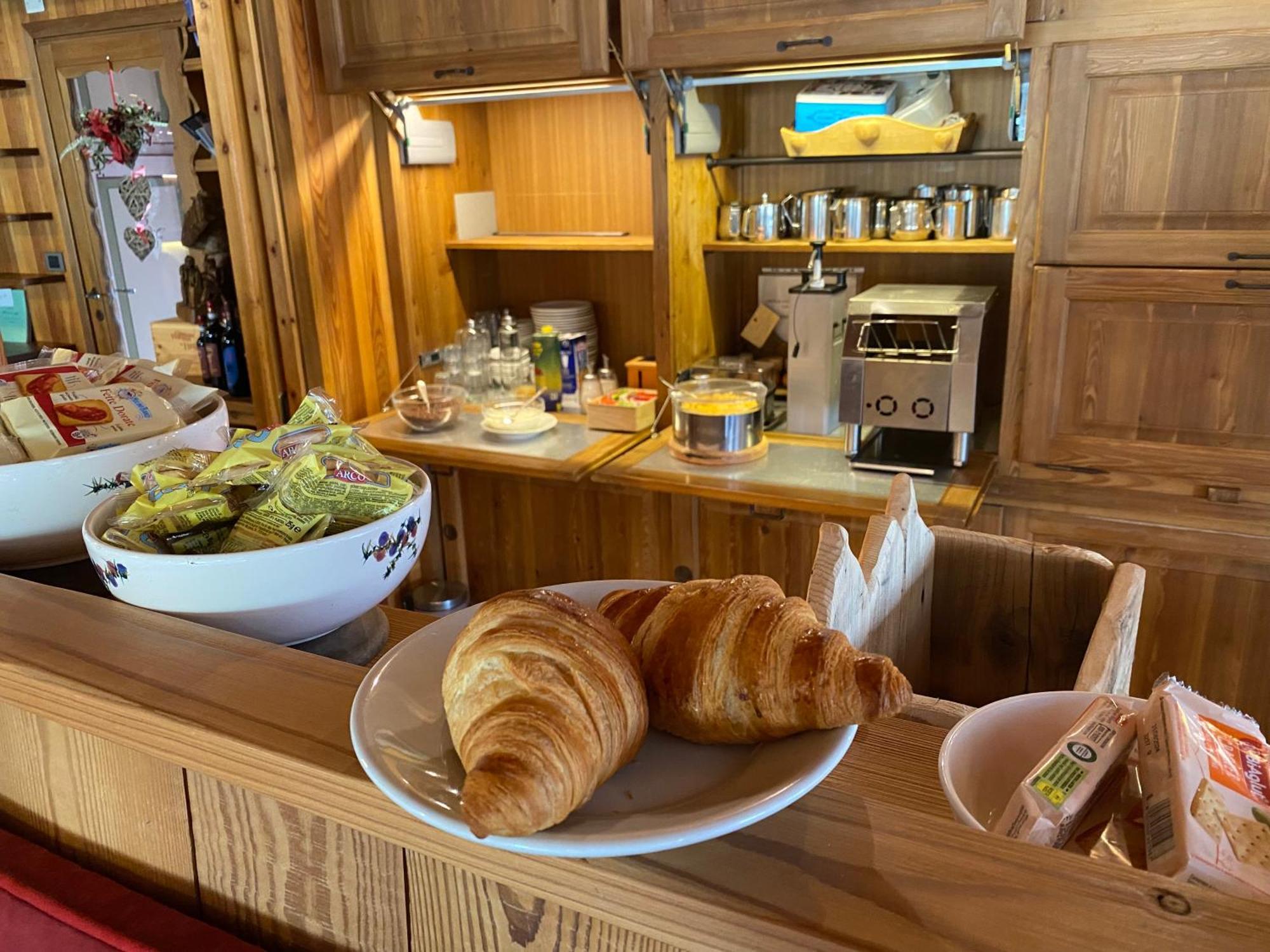 Hotel Belvedere Cogne Luaran gambar